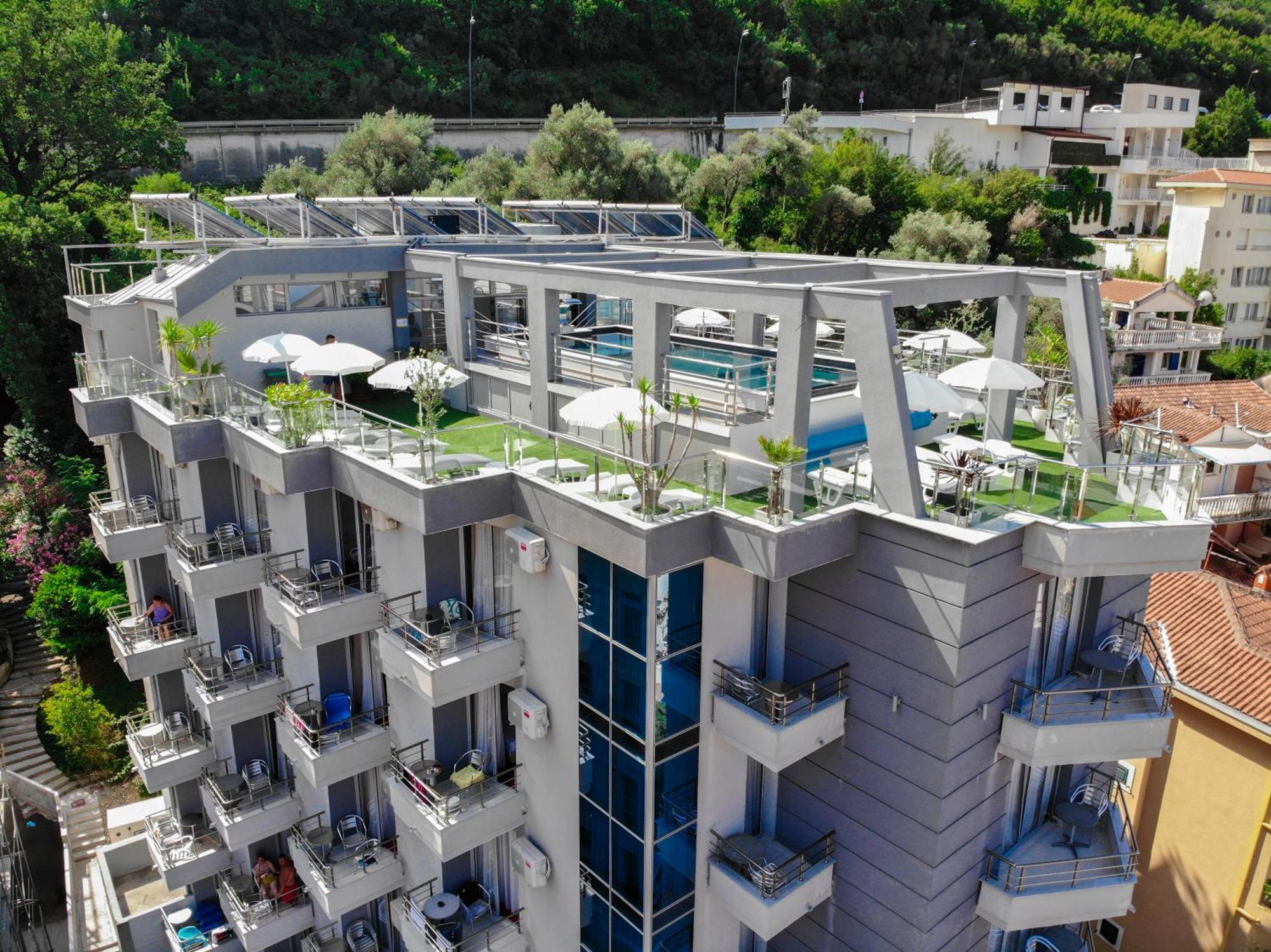 Hotel La Mer Budva Luaran gambar